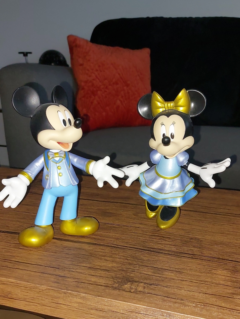 Disney Mickey & Minnie Metallic Blue and Gold Figure Set